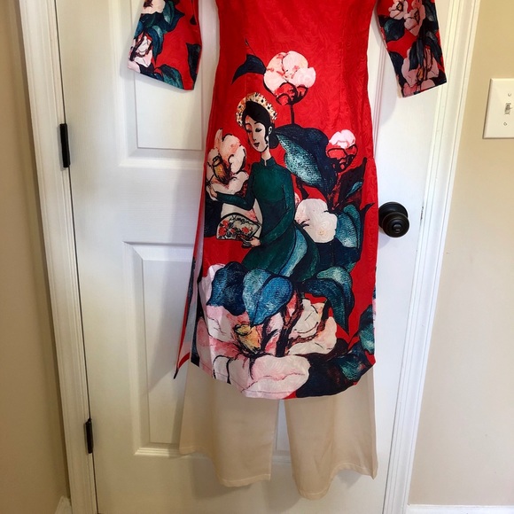 Vietnamese Ao Dai Red Dress with White Pants - Picture 2 of 8